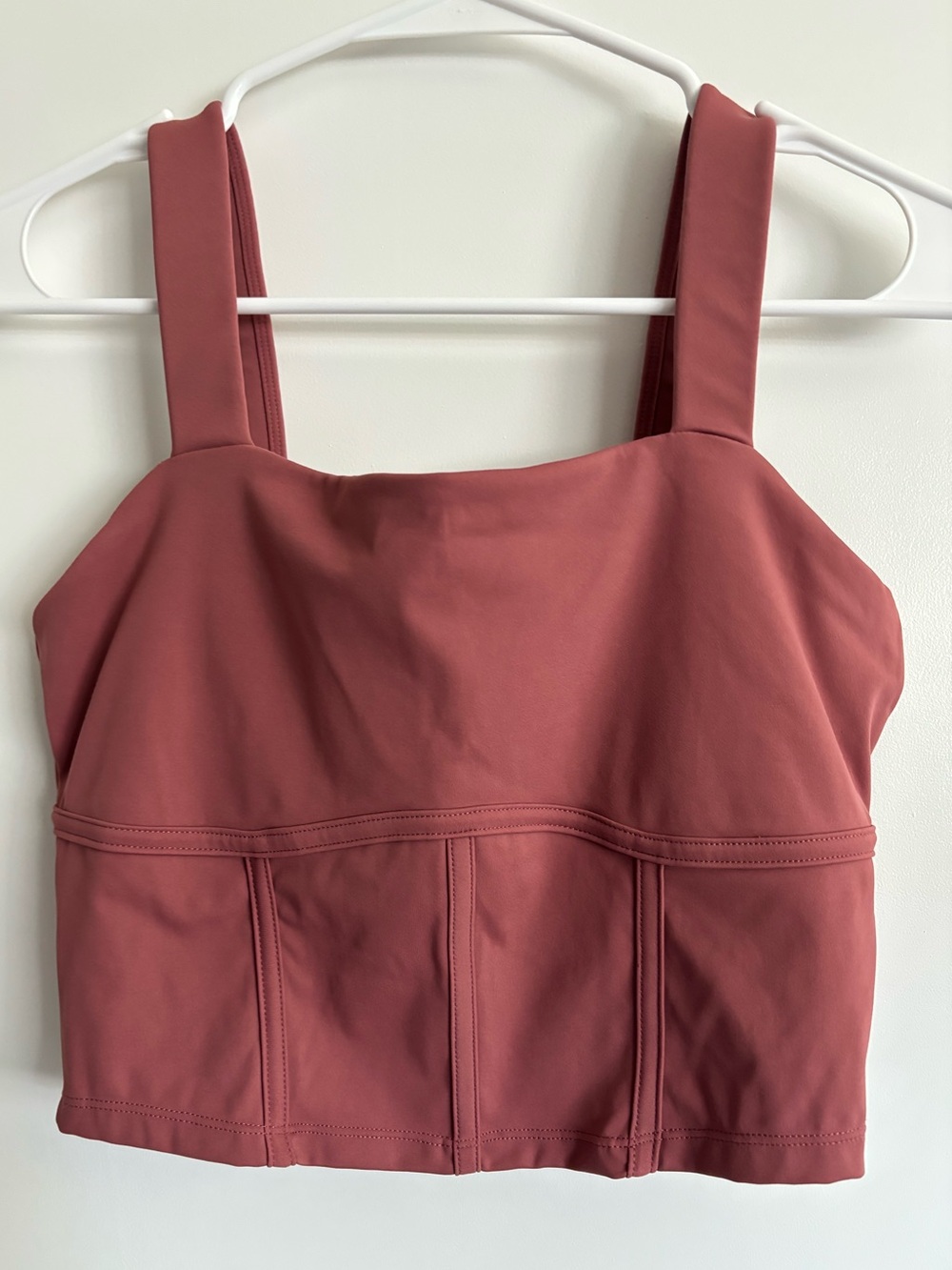 Tavi Performance Active Fitted Square Neck Tank Top Wine Red Small Yoga Gym Bra